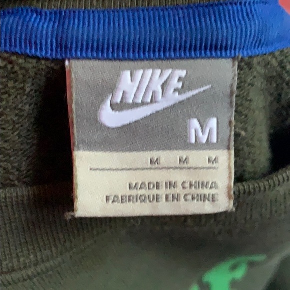 Nike sweater - Picture 3 of 3